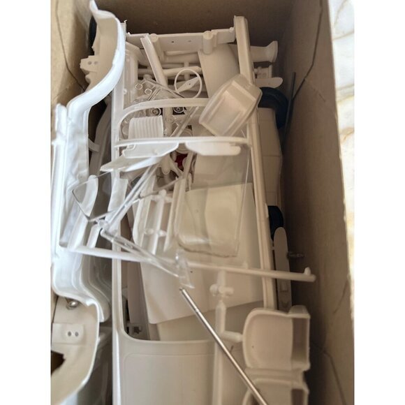 Vintage AMT '63 Customizing Kit Buick Electra 225 Convertible 3 In 1 Model Car - Picture 8 of 10